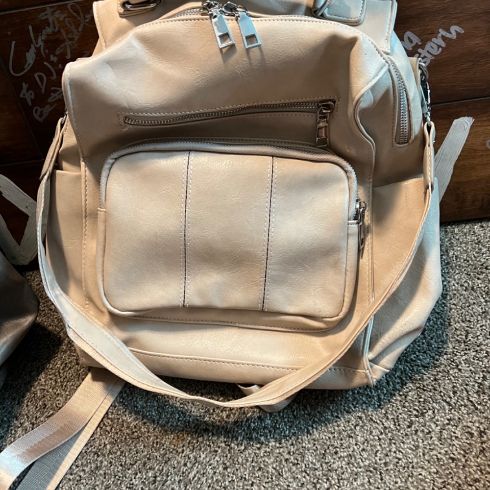 Backpack/Purse - Picture 6 of 6